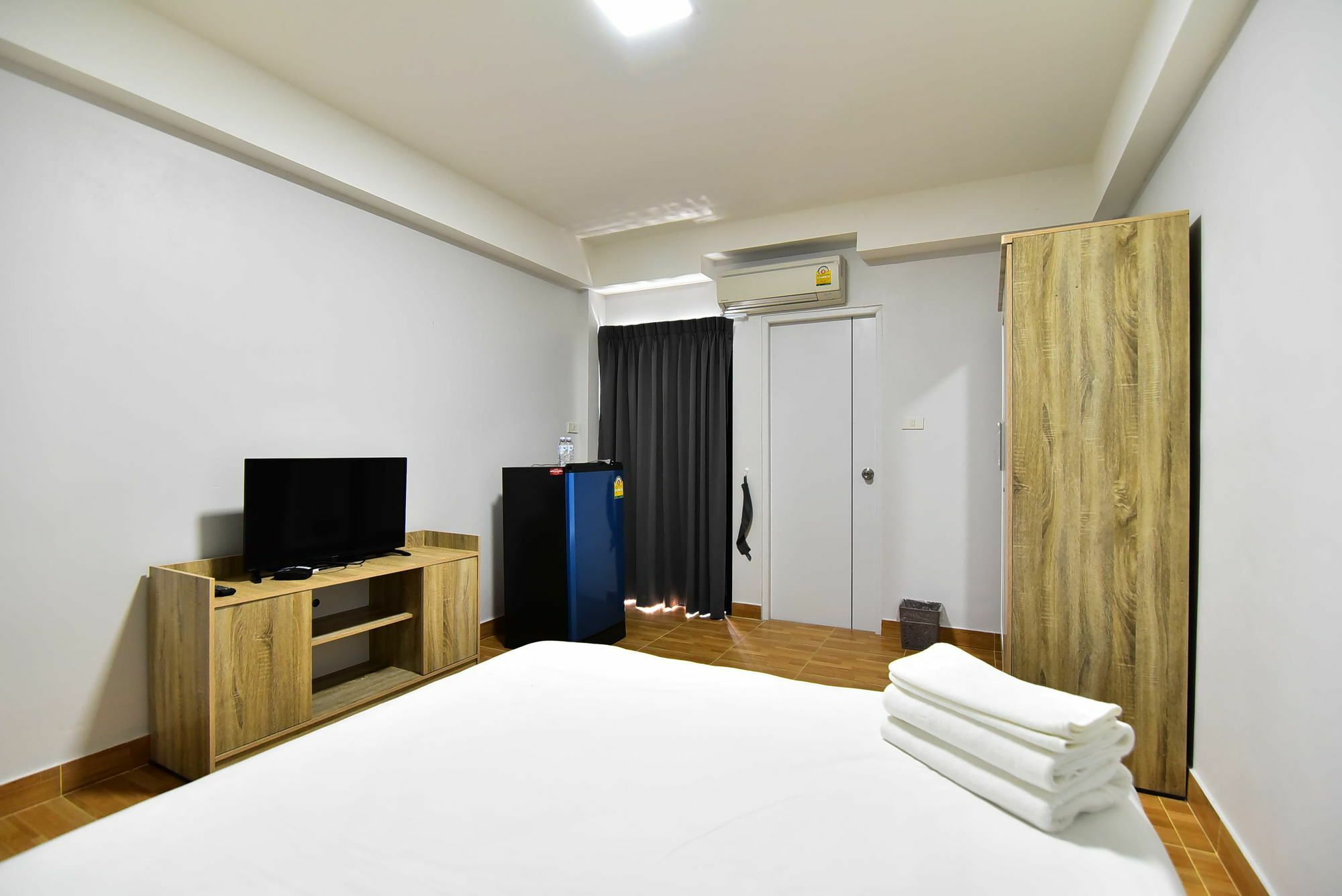 Wj Residence At Suvarnaphumi Bangkok Exterior foto
